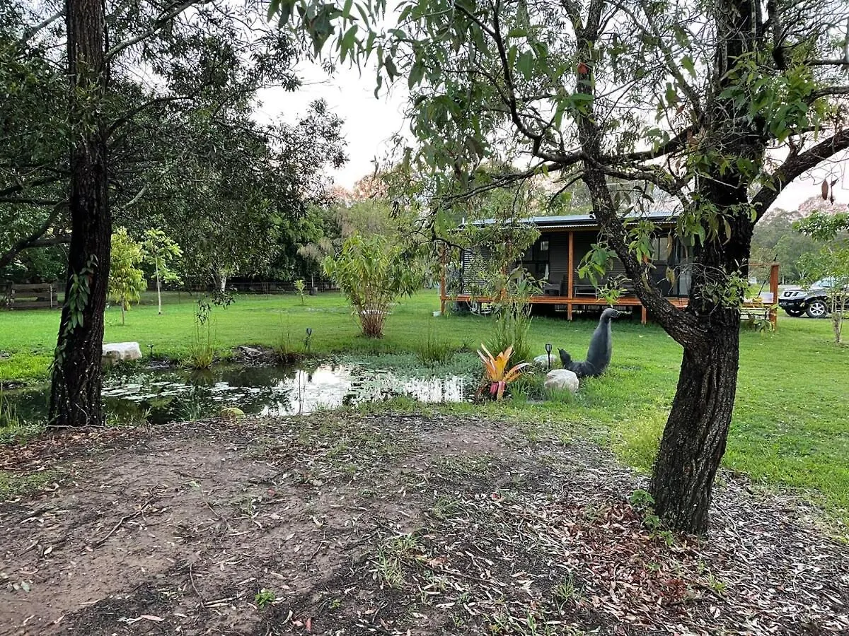 Private Country 1 Bedroom Cabin Landsborough