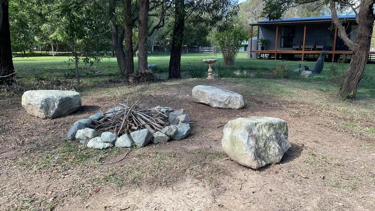 Holiday home Private Country 1 Bedroom Cabin Landsborough